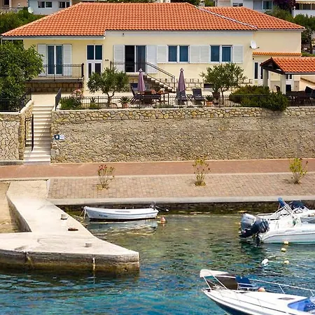 Riva Apartment