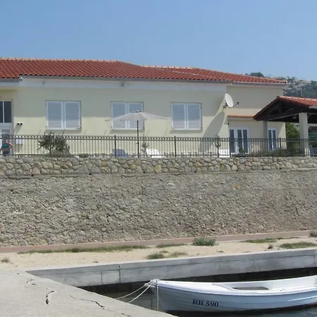 Riva Apartment *